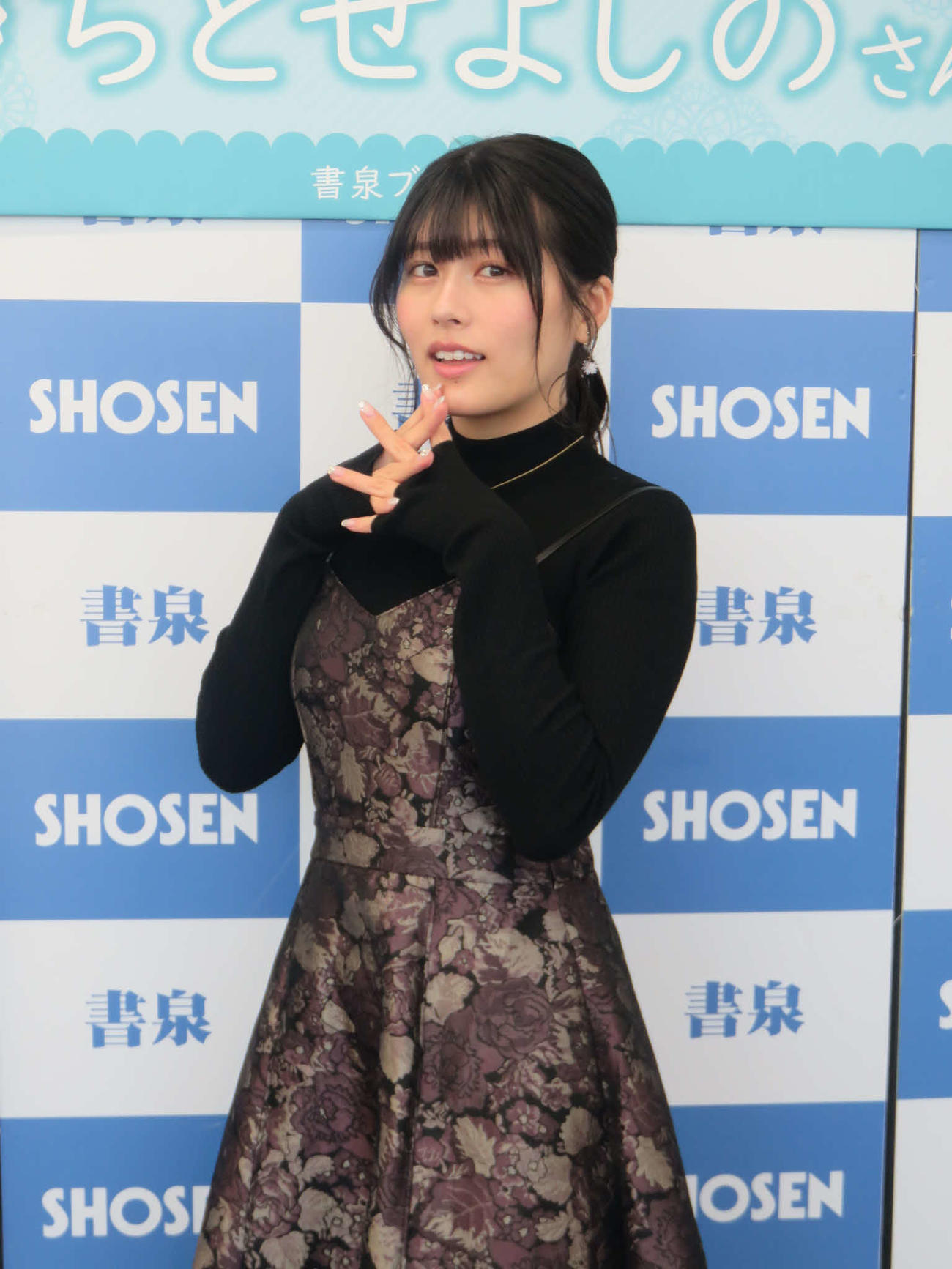 2023年のカレンダー発売記念イベントを開いたグラビアアイドルちとせよしの