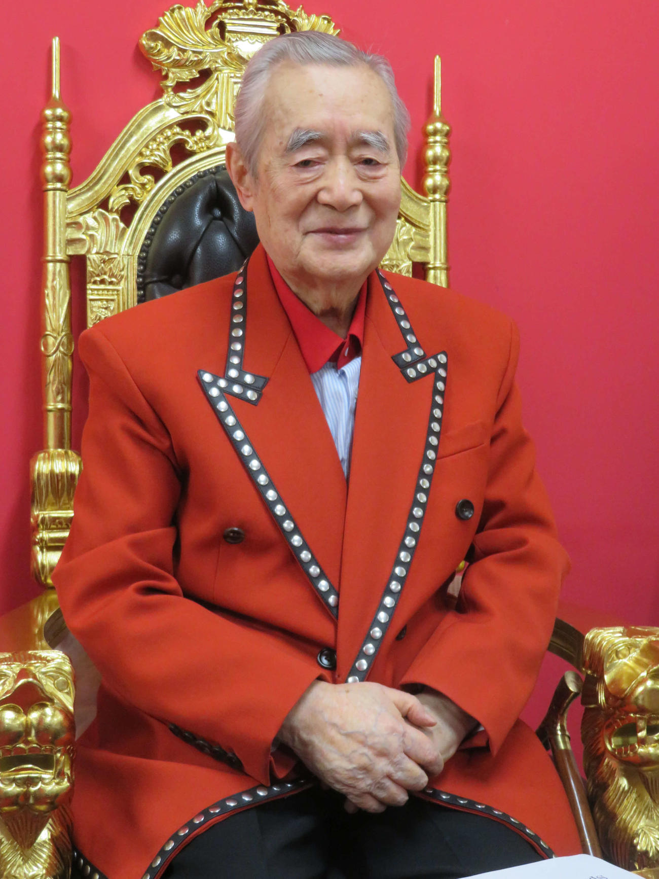 新企画「科学グルメ認定」を開始する考えを明らかにしたドクター・中松氏（撮影・村上幸将）