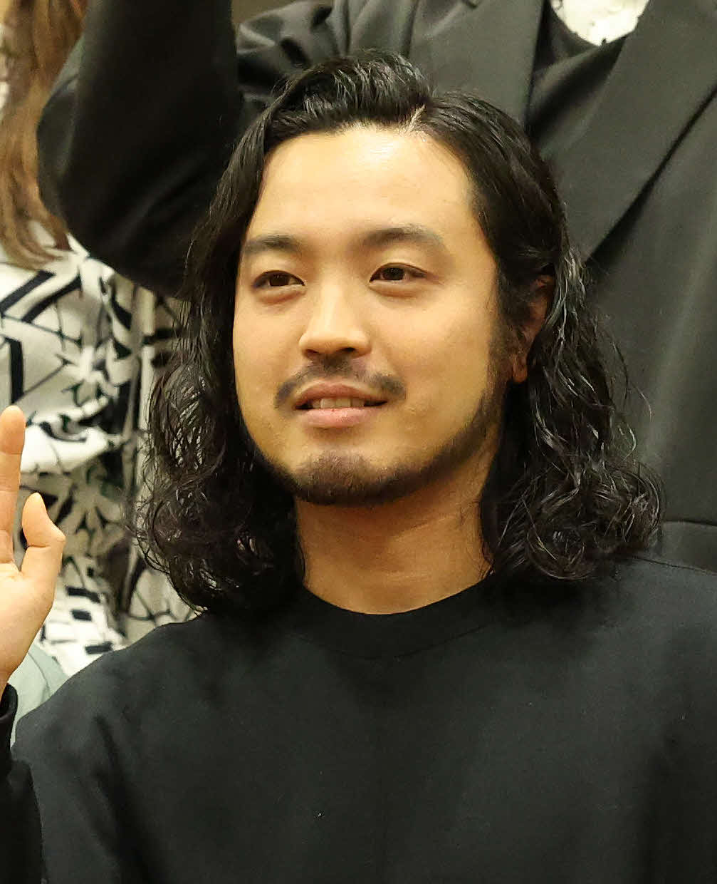 「オールナイトニッポン」のパーソナリティを務めるCreepy Nuts R－指定（22年3月16日撮影）