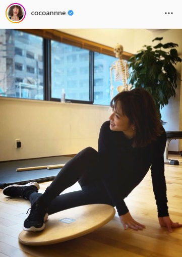 体を鍛える様子を公開した中村アン（中村アンのインスタグラムより）