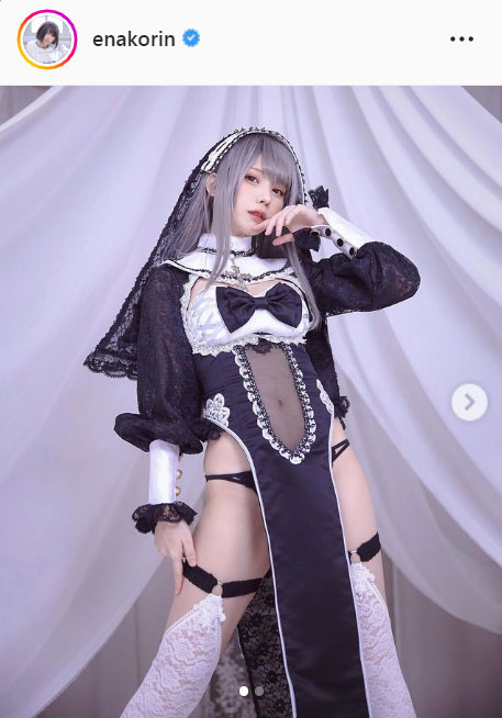 えなこのインスタグラムより