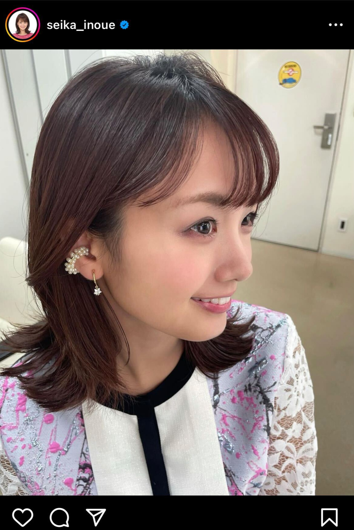 横顔写真をアップしたフジテレビ井上清華アナウンサー（インスタグラムより）