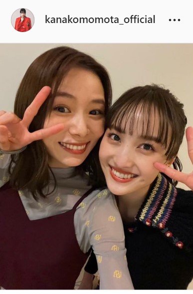 インスタグラムで朝日奈央（左）とのツーショットを公開した百田夏菜子