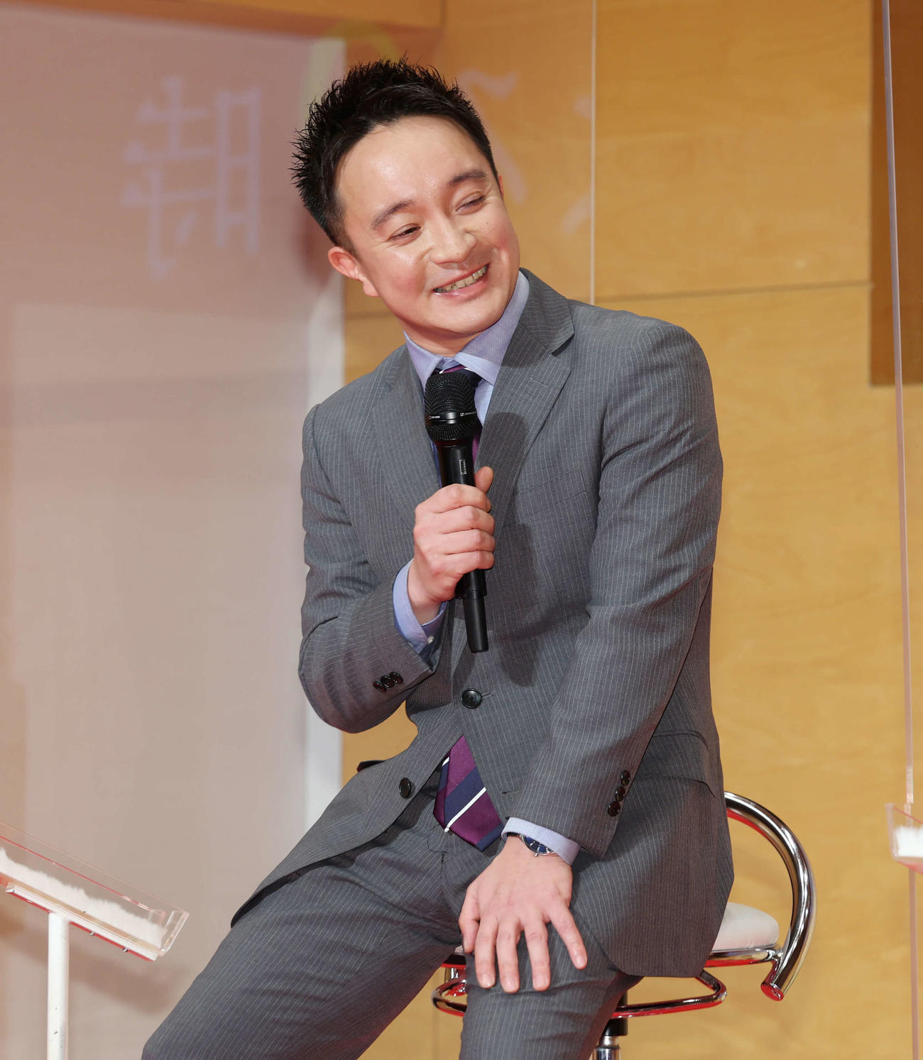 テレビ朝日木曜ドラマ「警視庁アウトサイダー」取材会で笑顔を見せる濱田岳（撮影・宮地輝）