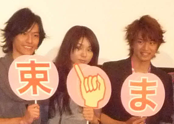 戸谷公人（左）と井上正大（右）