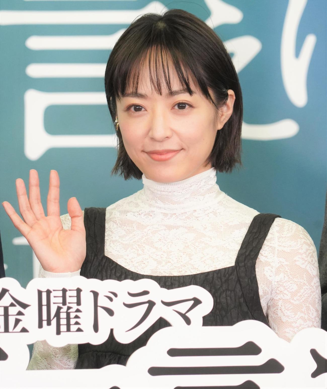 TBS系連続ドラマ「100万回言えばよかった」の制作発表会見に出席した井上真央（撮影・佐藤成）