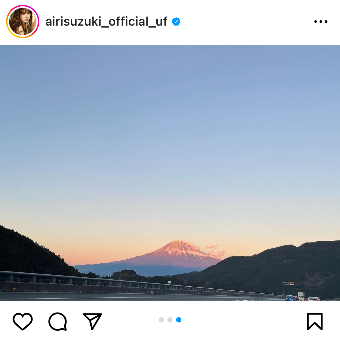鈴木愛理のインスタグラムより