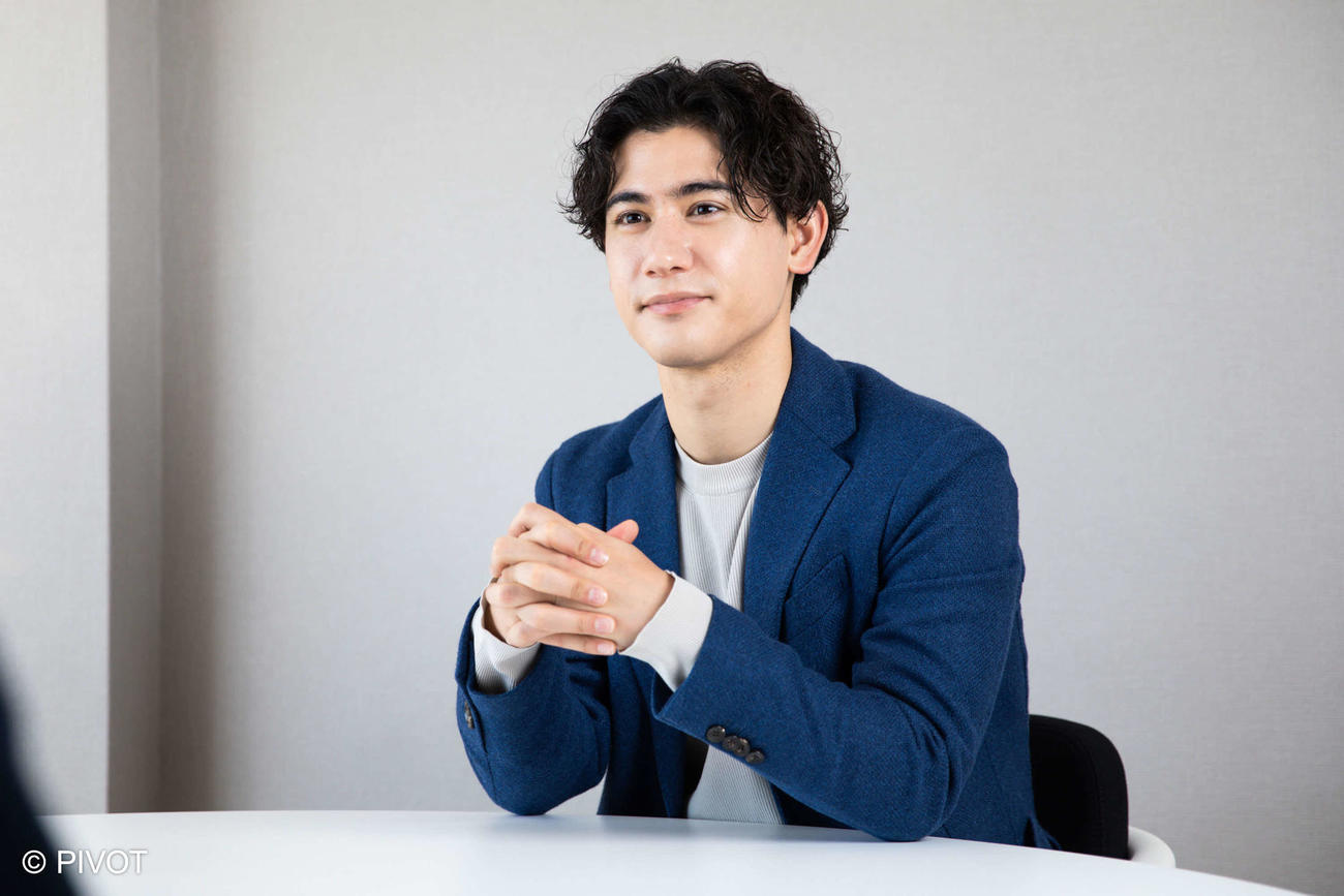 映像番組を軸としたビジネス映像メディアを展開するPIVOTの映像プロデューサーに就任した国山ハセン氏