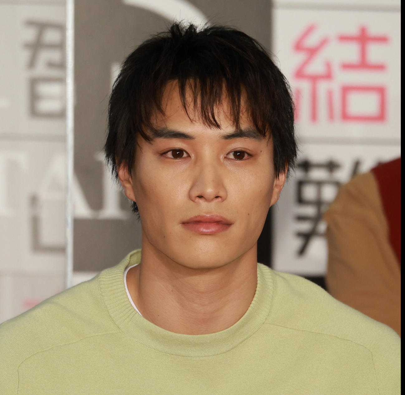 鈴木伸之（23年1月撮影）