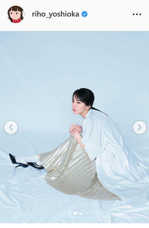 吉岡里帆「anan」の表紙をアップ 胸元が見える艶っぽい写真に「魅力が