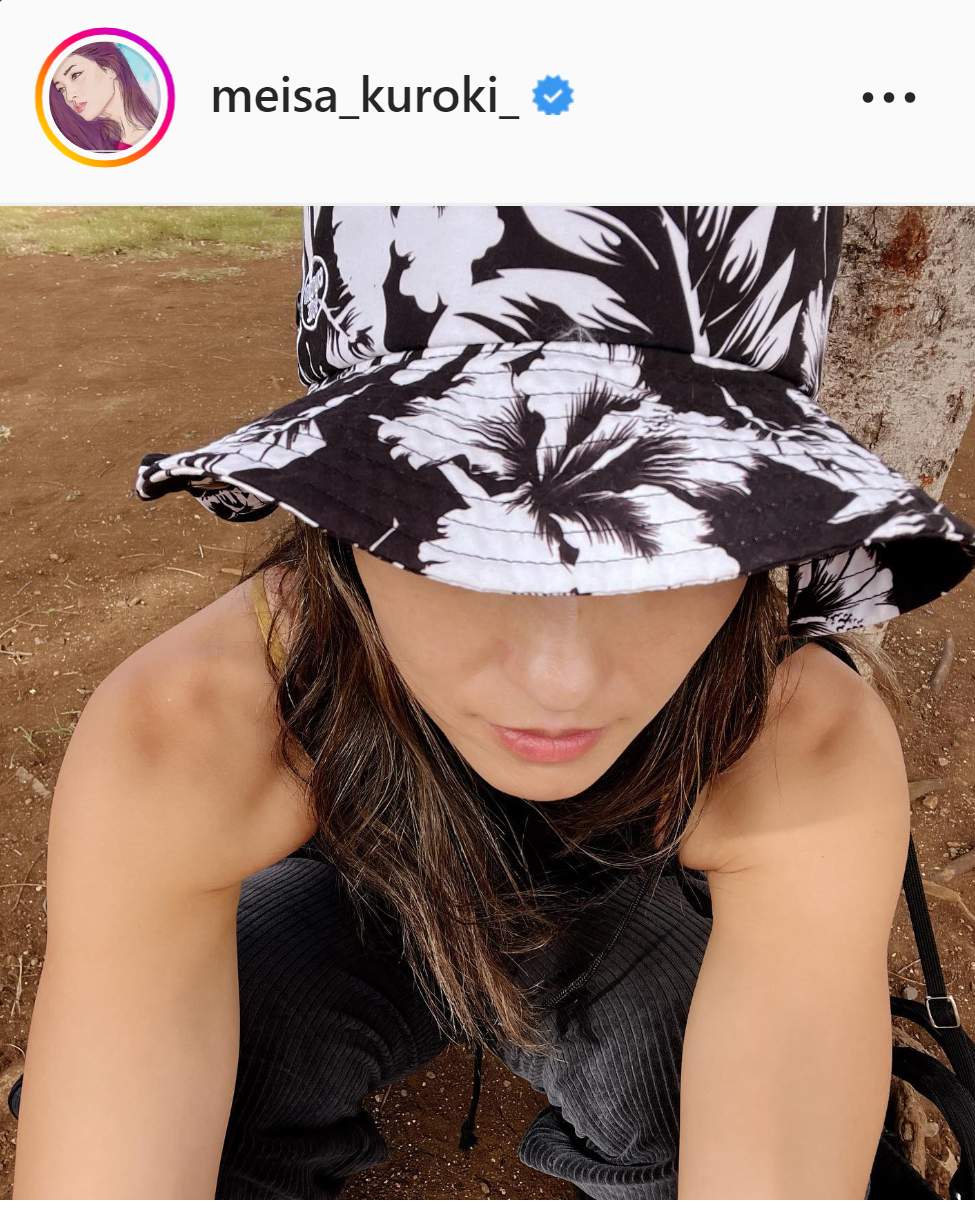 帽子をかぶった写真を公開した黒木メイサ（インスタグラムより）