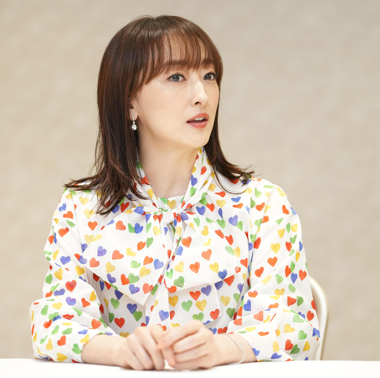 舞台「おかしな二人」の再演でダブル主演を務める花總まり（撮影・鈴木みどり）