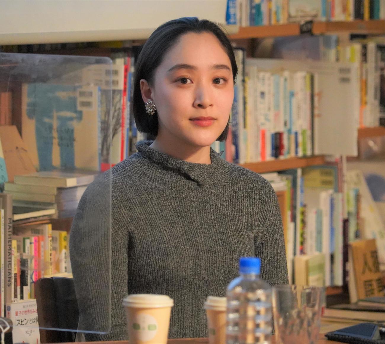 初主演の短編映画「Reborn」のトークイベントを行った吉田美佳子（撮影・佐藤成）