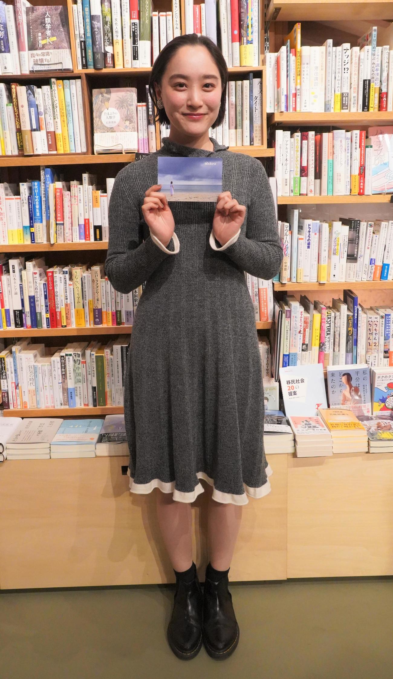 初主演の短編映画「Reborn」のトークイベントを行った吉田美佳子（撮影・佐藤成）