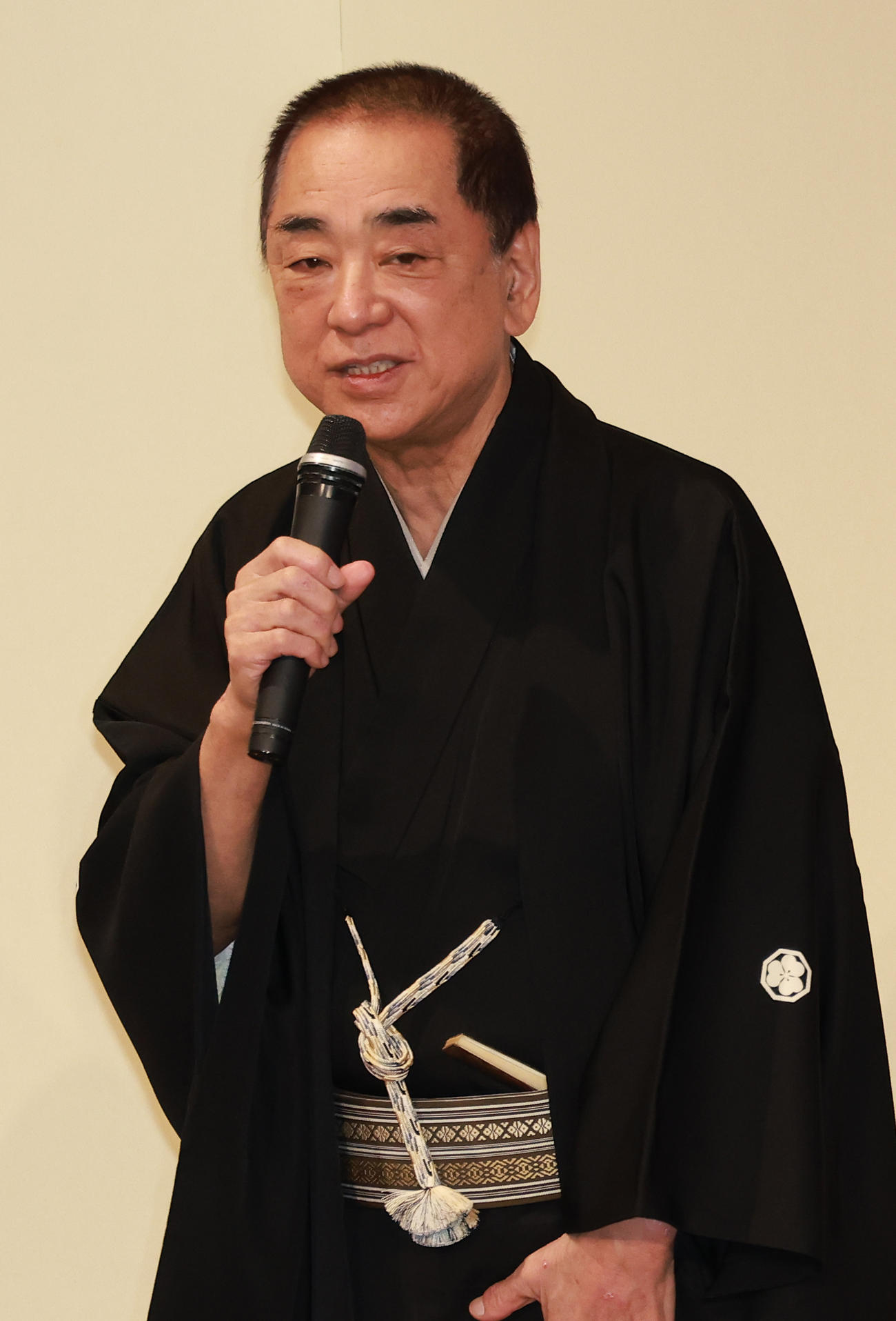 三遊亭円楽さんお別れの会であいさつする三遊亭好楽（2022年12月2日撮影）