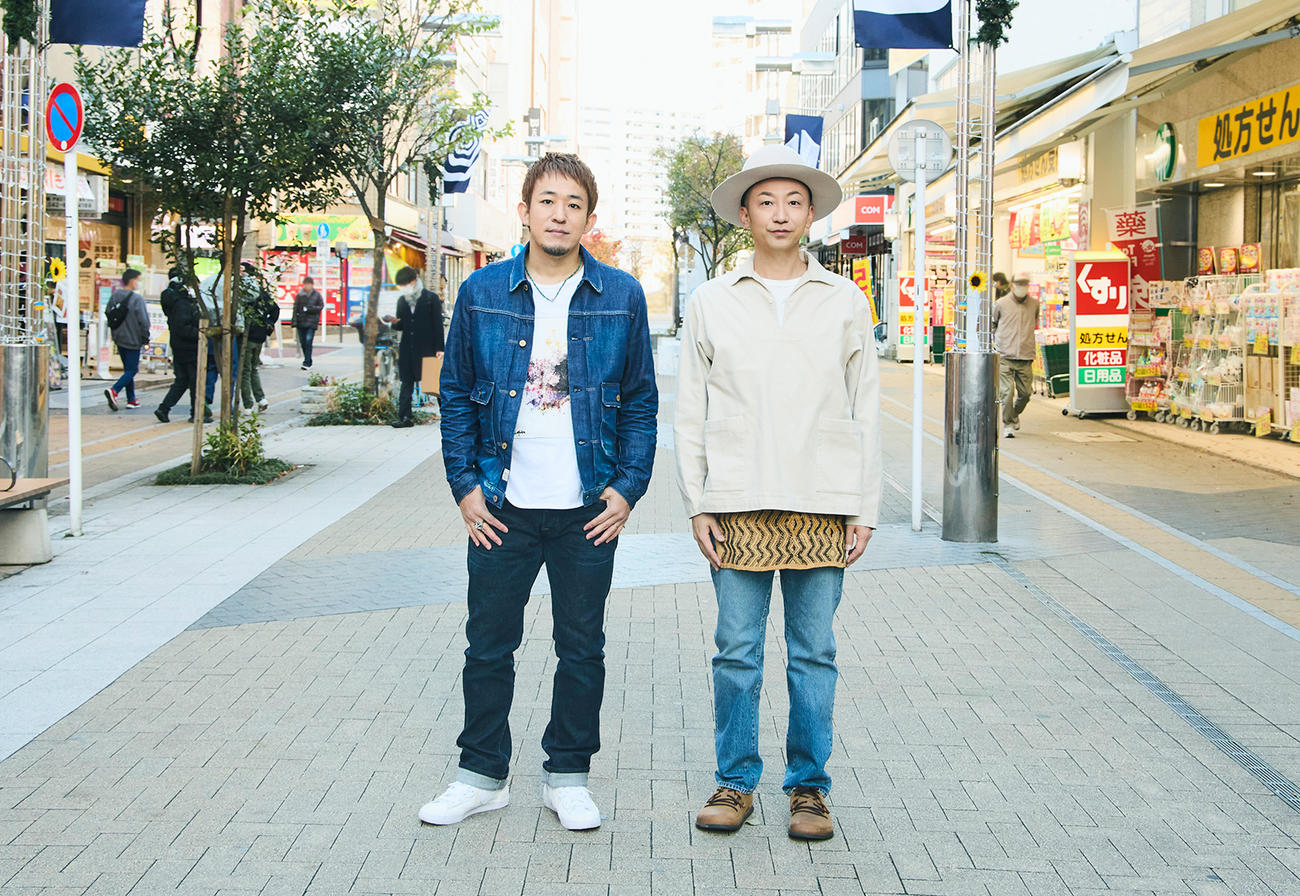 21年に再始動したFUNKY MONKEY BΛBY 'sのファンキー加藤（左）とモン吉