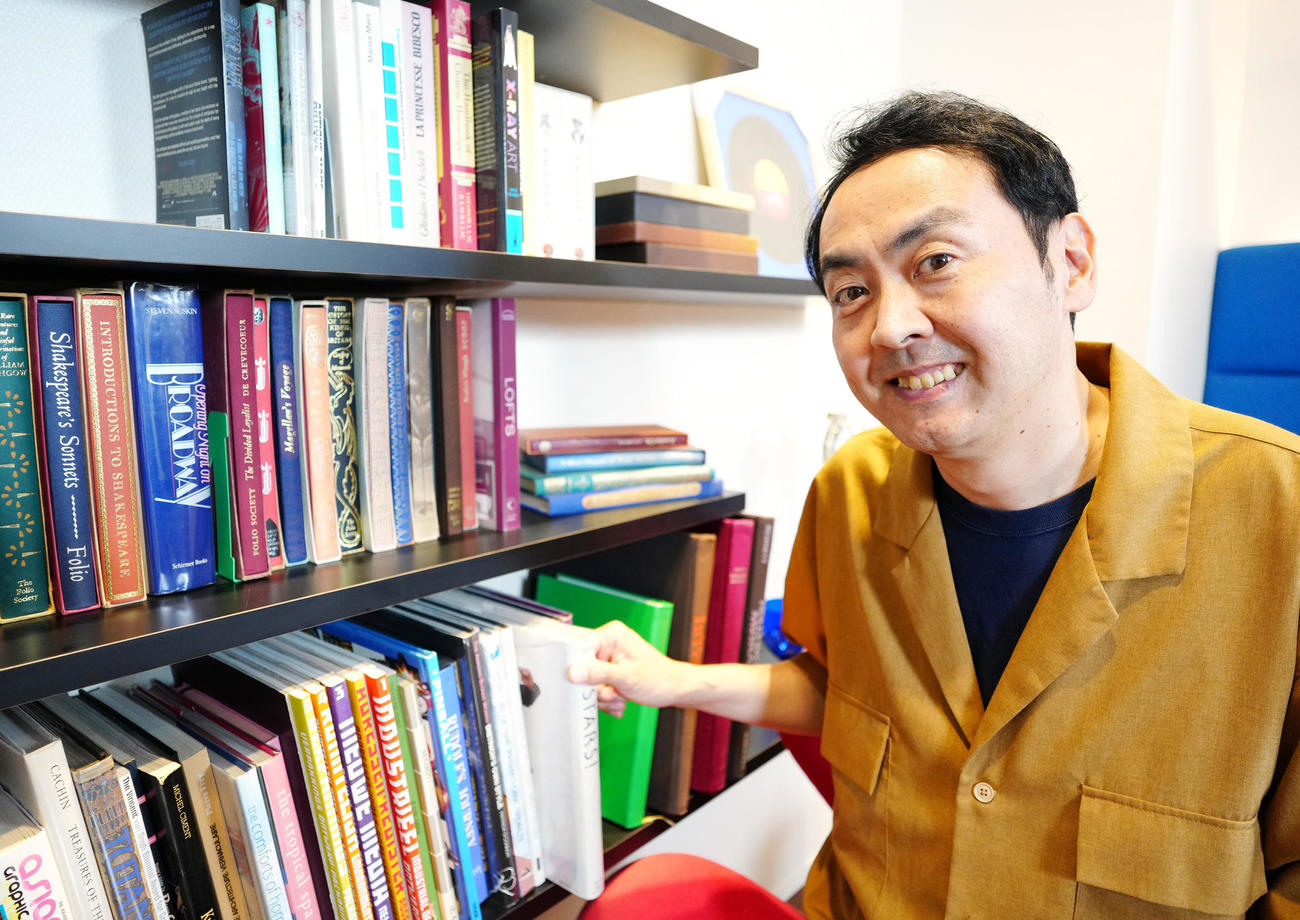笑顔を見せるアンガールズの田中卓志（22年9月1日撮影）
