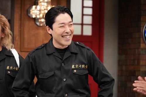 フジテレビ「新しいカギ」に出演するオリエンタルラジオ中田敦彦(C)フジテレビ