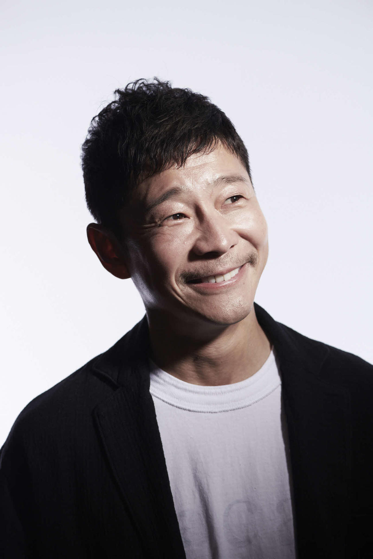 27日にリリースされた、日本国内における恋活・婚活マッチングアプリとして初のシングルマザー限定のアプリ「coary」を監修した前澤友作氏