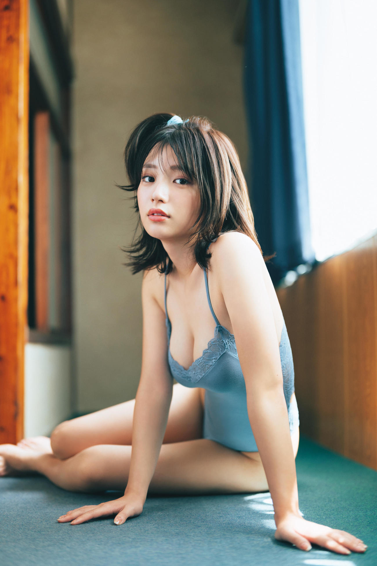 長月翠のセカンド写真集「翡翠－Hisui－」の収録カット