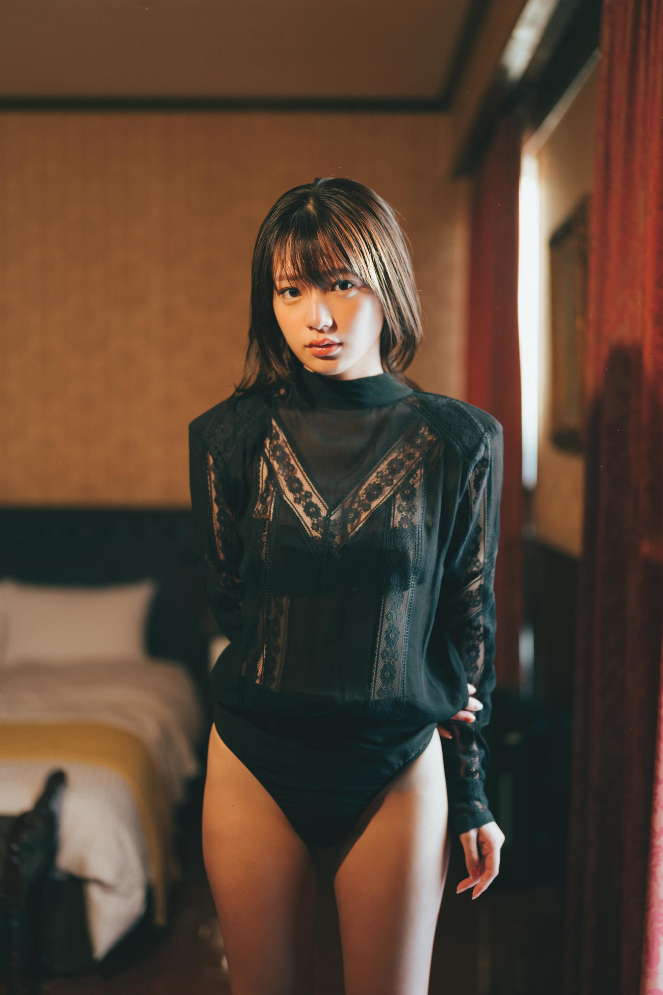 長月翠のセカンド写真集「翡翠－Hisui－」の収録カット