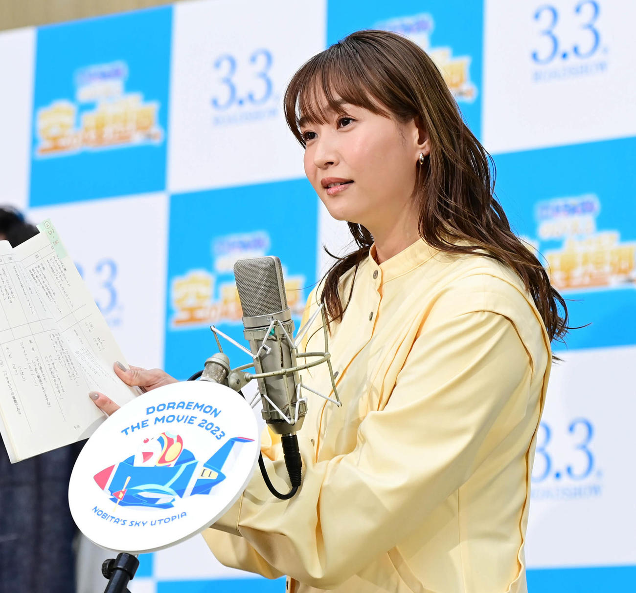映画「どらえもん　のび太と空の理想郷」の公開アフレコに臨む藤本美貴（撮影・小沢裕）