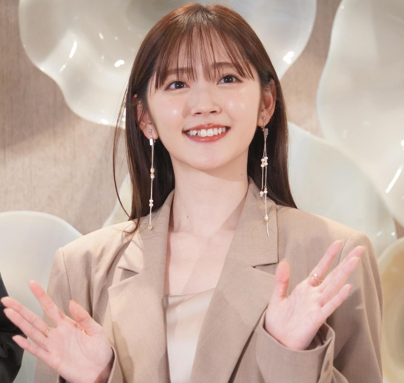 ゆうこすこと菅本裕子のプロテュースプロテインとザストリングス表参道のコラボメニュー発表会に出席した鈴木愛理（撮影・佐藤成）