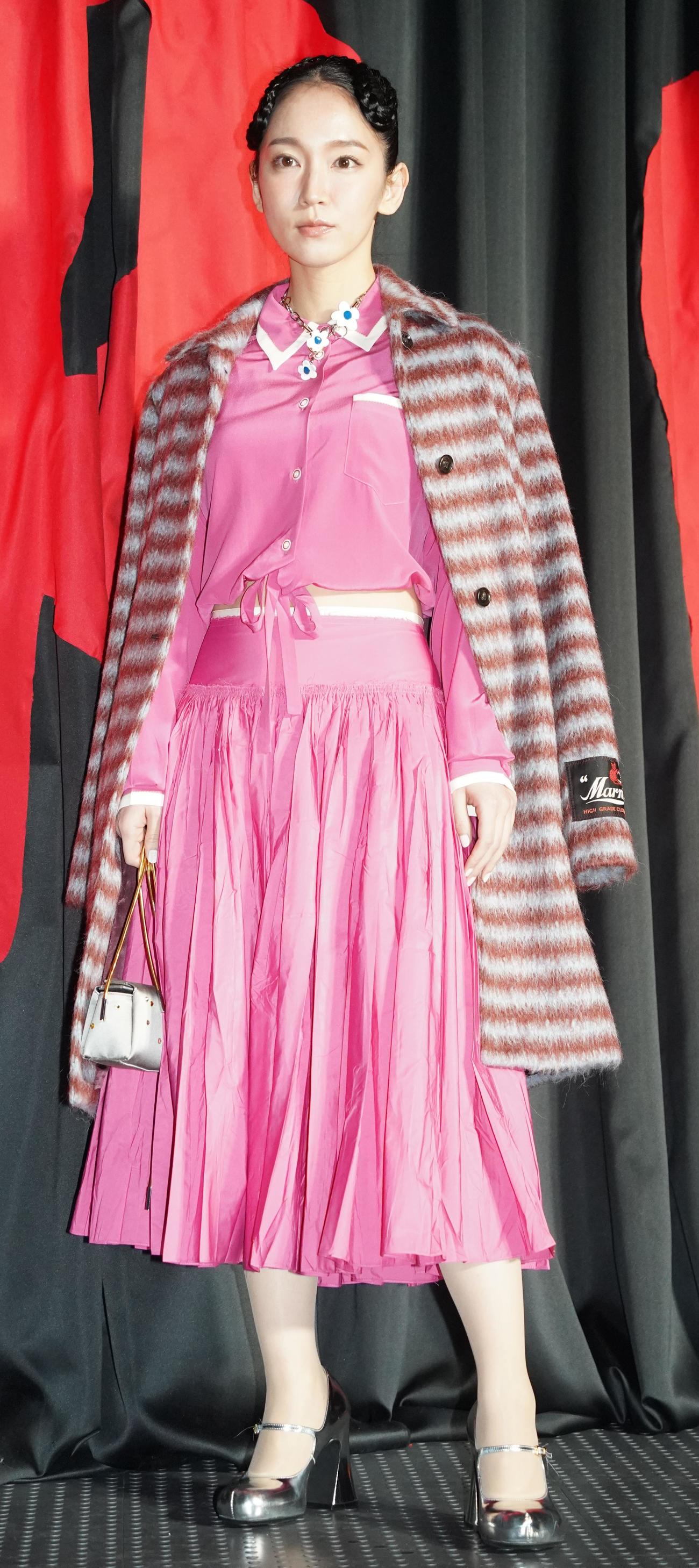 「MARNI FALL WINTER 2023ファッションショー」に出席した、吉岡里帆（撮影・佐藤勝亮）
