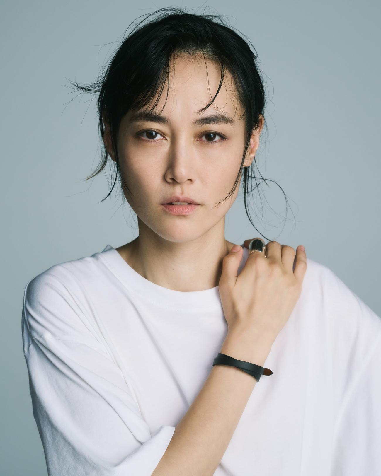 茨田りつ子役の菊地凛子