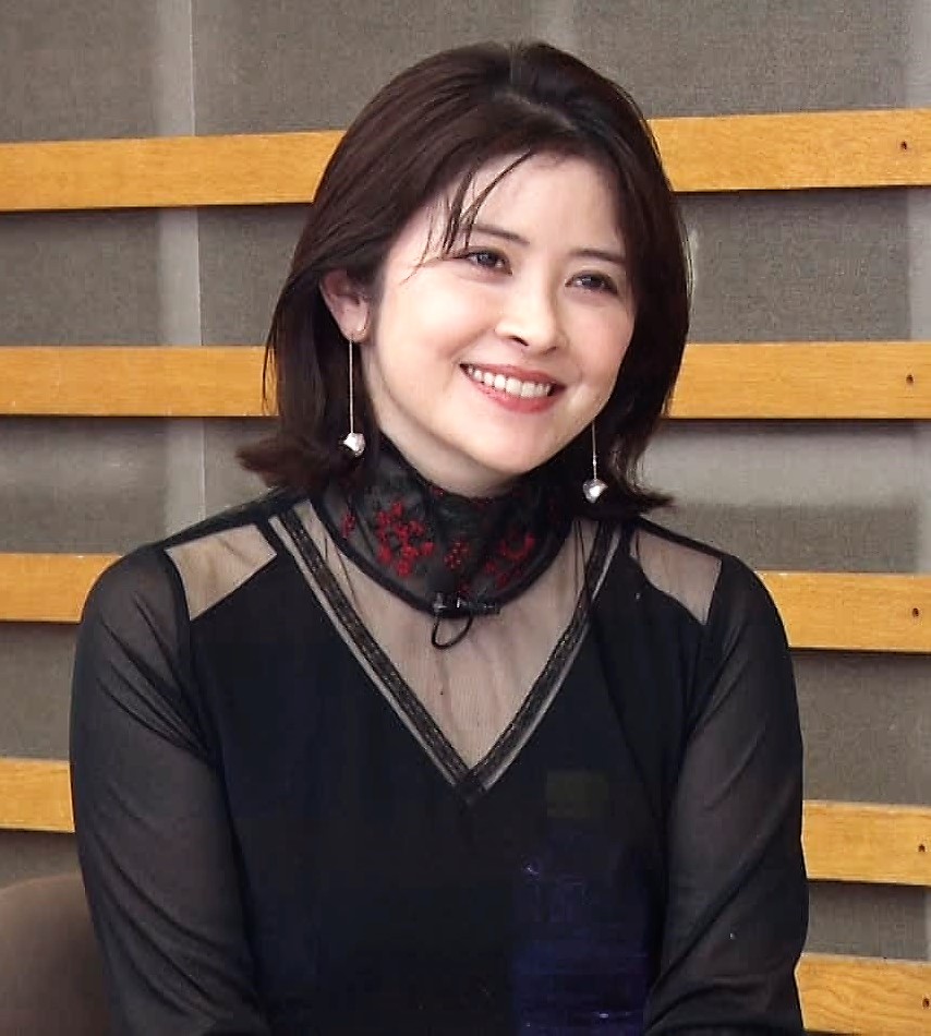 「突然ですが占ってもいいですか？」に出演する宮澤エマ（C）フジテレビ
