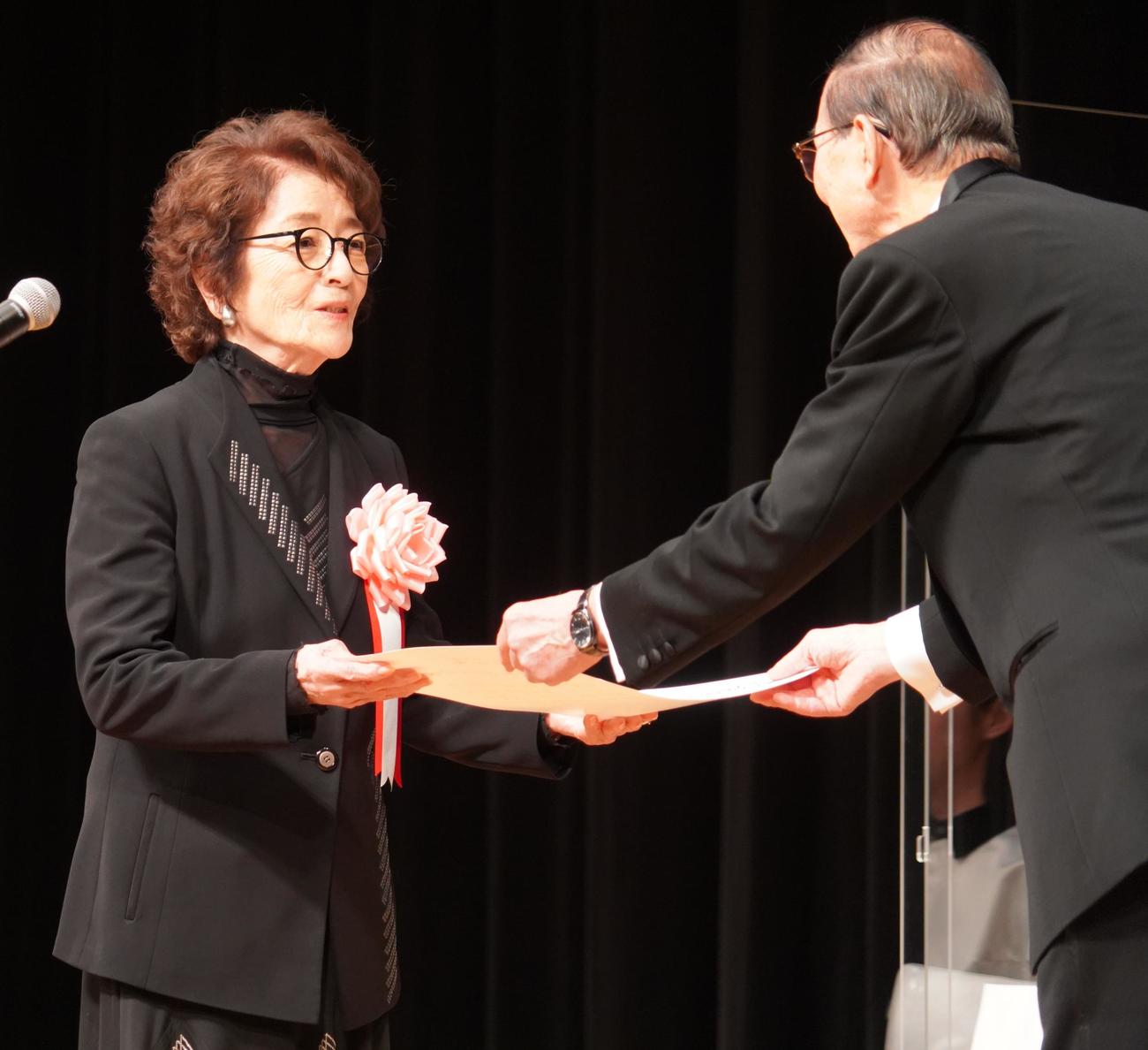 第44回ヨコハマ映画祭で主演女優賞を受賞した倍賞千恵子（撮影・佐藤成）