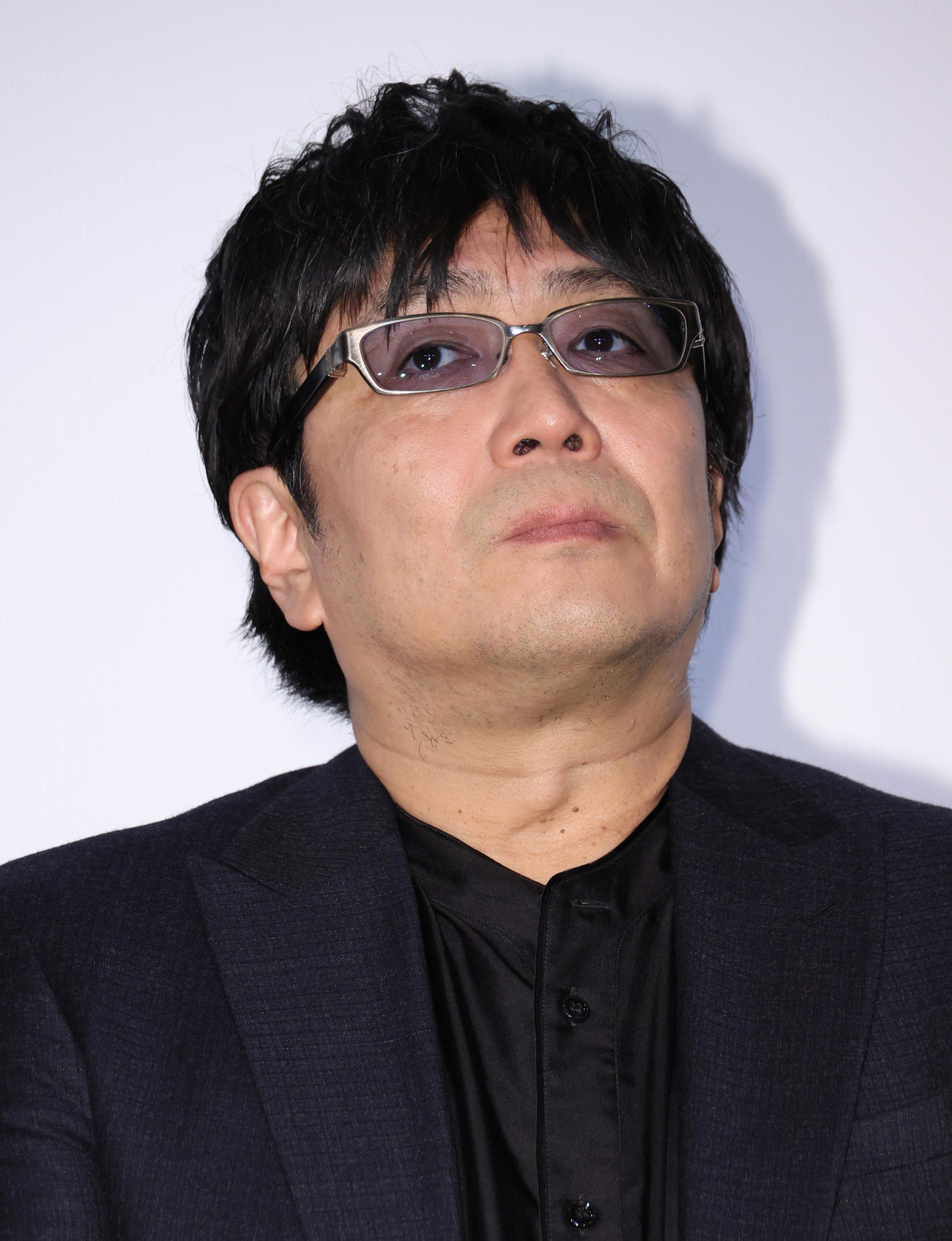 映画「レジェンド＆バタフライ」大ヒット御礼舞台あいさつをする大友啓史監督（撮影・中島郁夫）