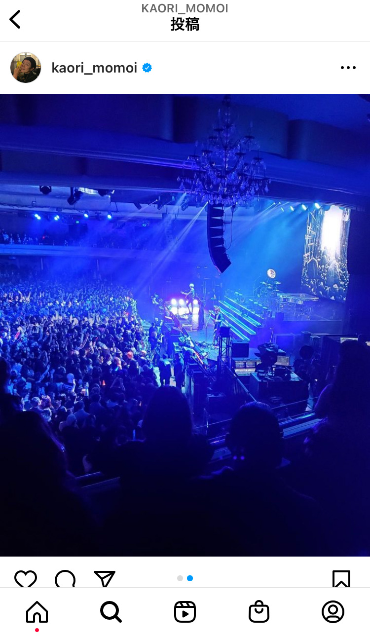 THE LAST ROCKSTARSのライブを鑑賞（桃井かおりのインスタグラムより）