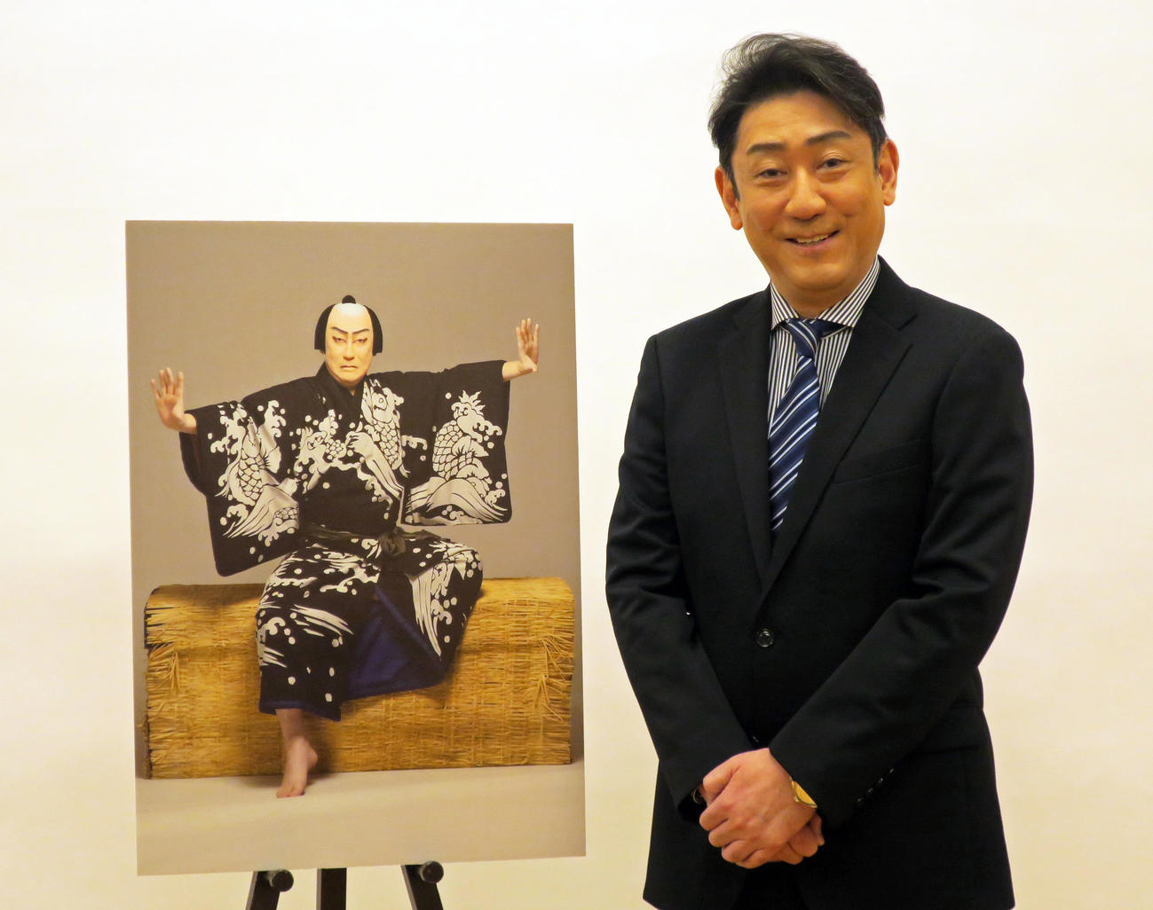 取材会で意気込みを語る中村芝翫