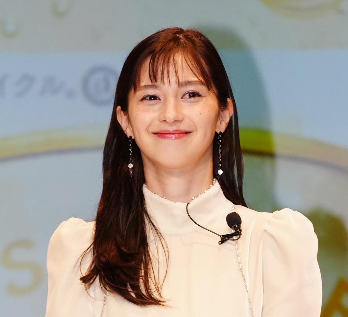 中条あやみ（2022年4月撮影）