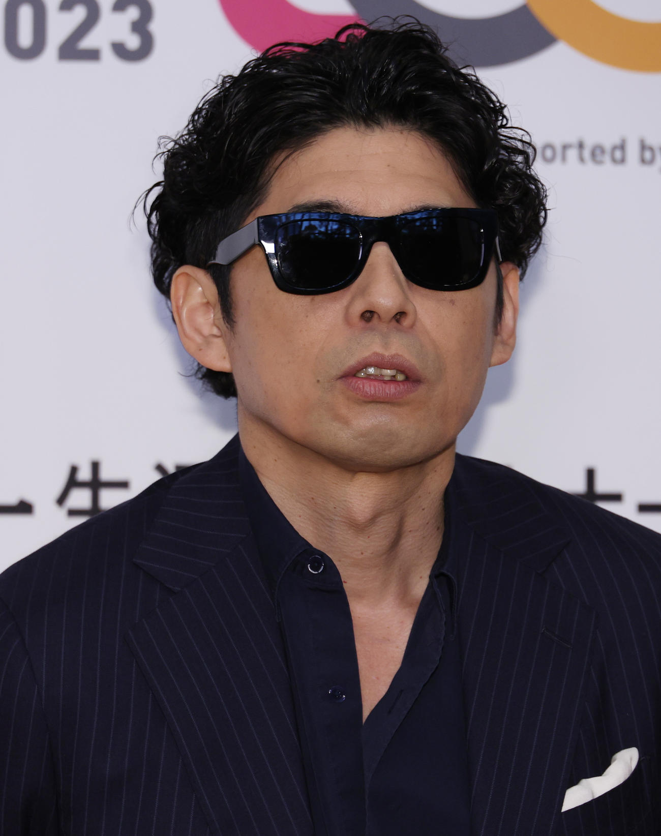 「LIVE EMPOWER CHILDREN 2023」の会見を行ったゴスペラーズの村上てつや（撮影・中島郁夫）