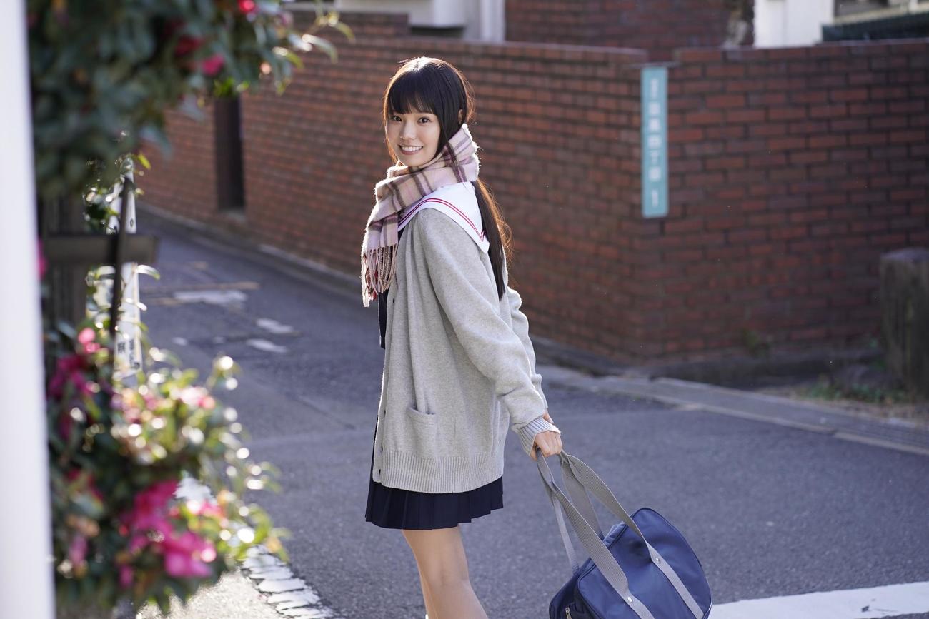 2度目の水着グラビアに挑戦した遥りさ（C）佐藤佑一／グラビアザテレビジョン（KADOKAWA）