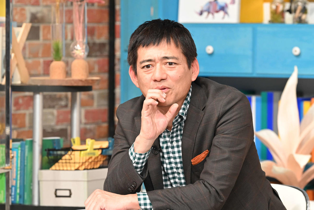 日本テレビ系バラエティー「それって！？実際どうなの課」に出演する博多華丸