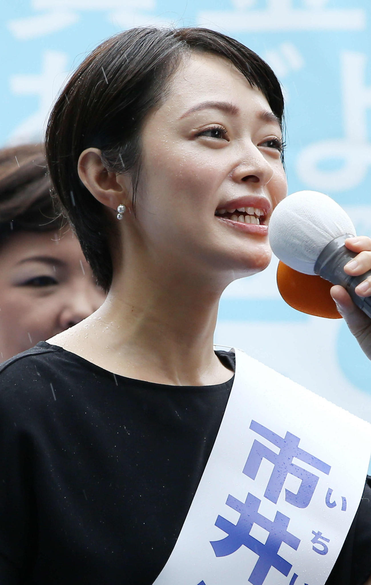市井紗耶香氏（19年7月4日撮影）
