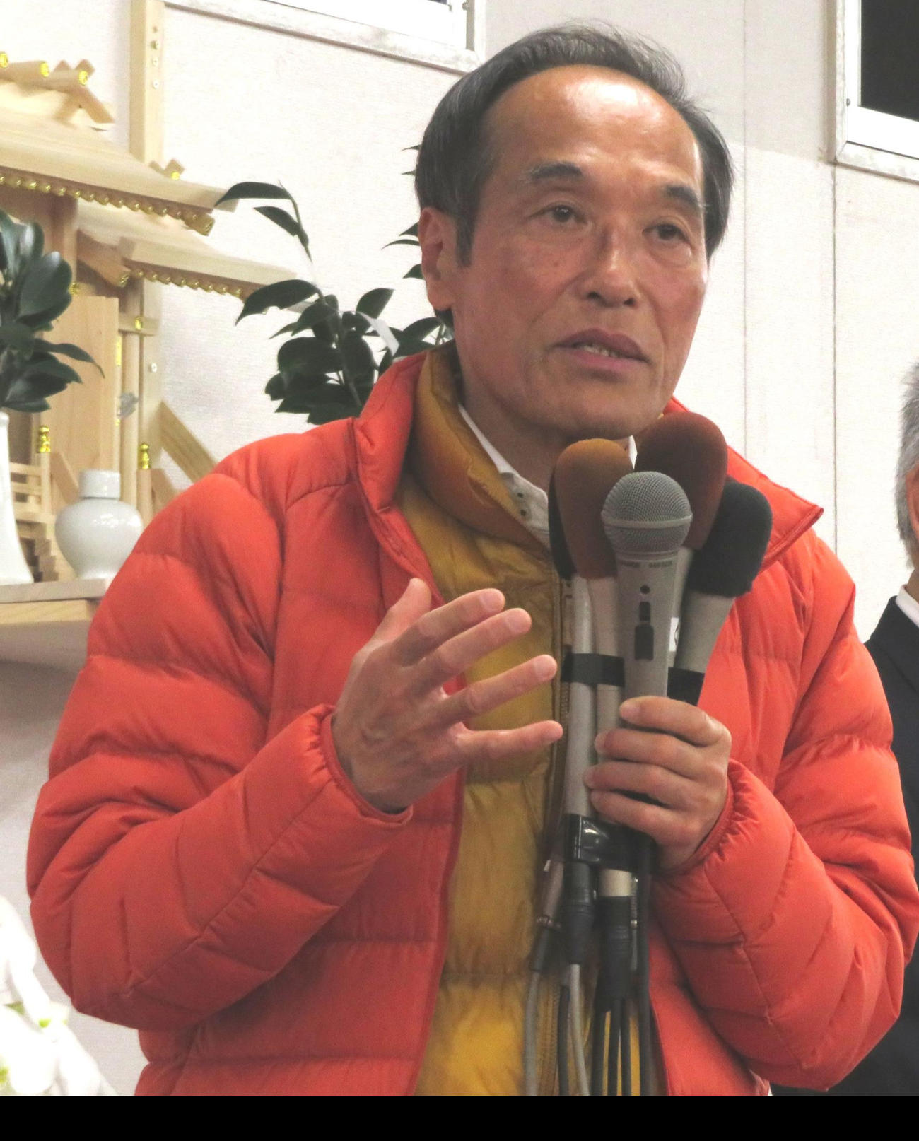 東国原英夫（2022年12月撮影）