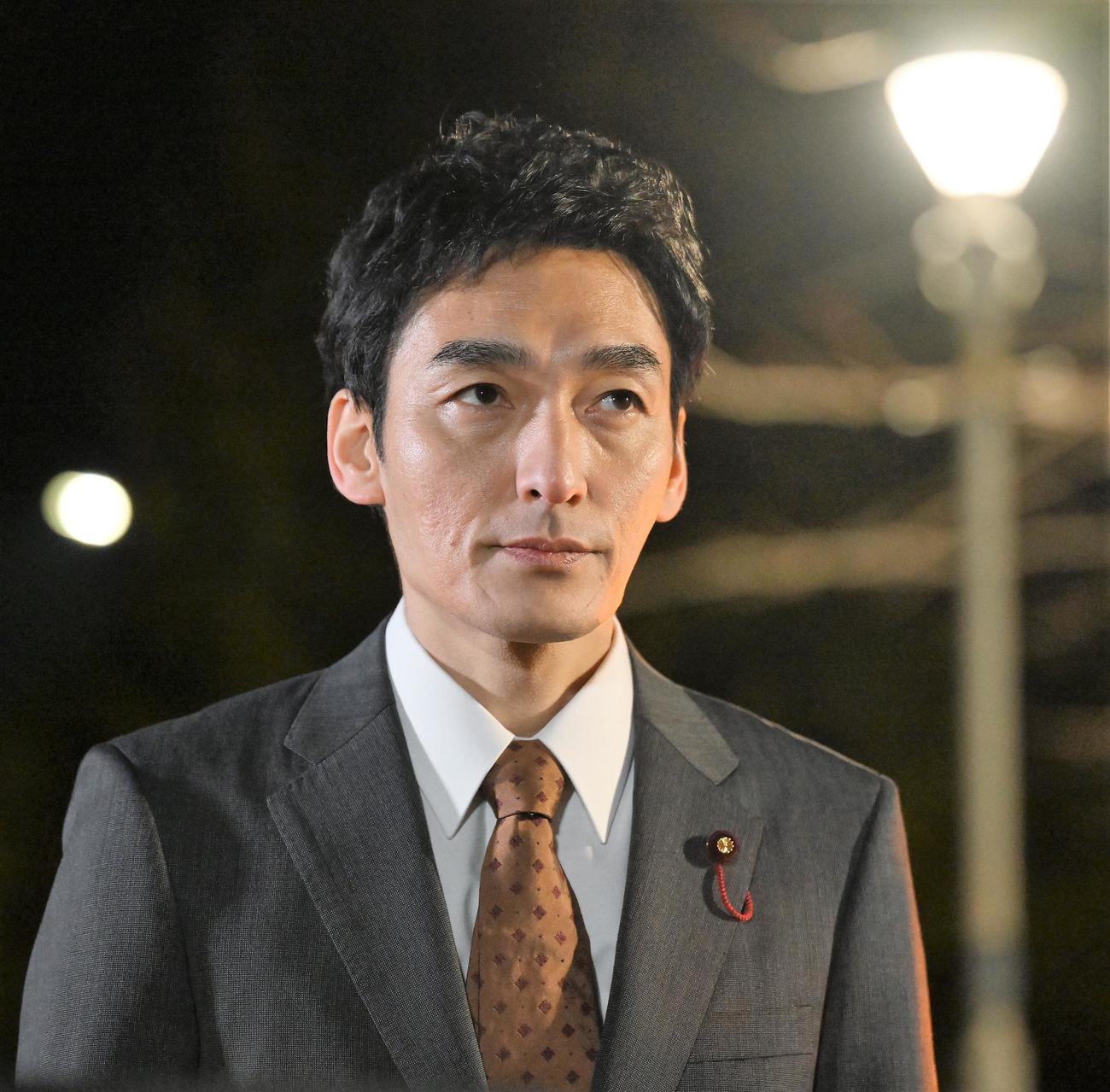 「罠の戦争」に出演する草なぎ剛（C）カンテレ