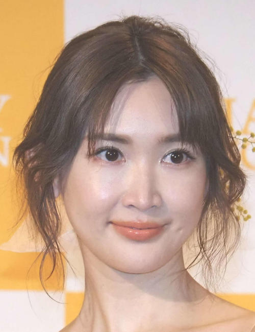 紗栄子、キャミソール肩出しショットに反響「いつまでもどんな時も