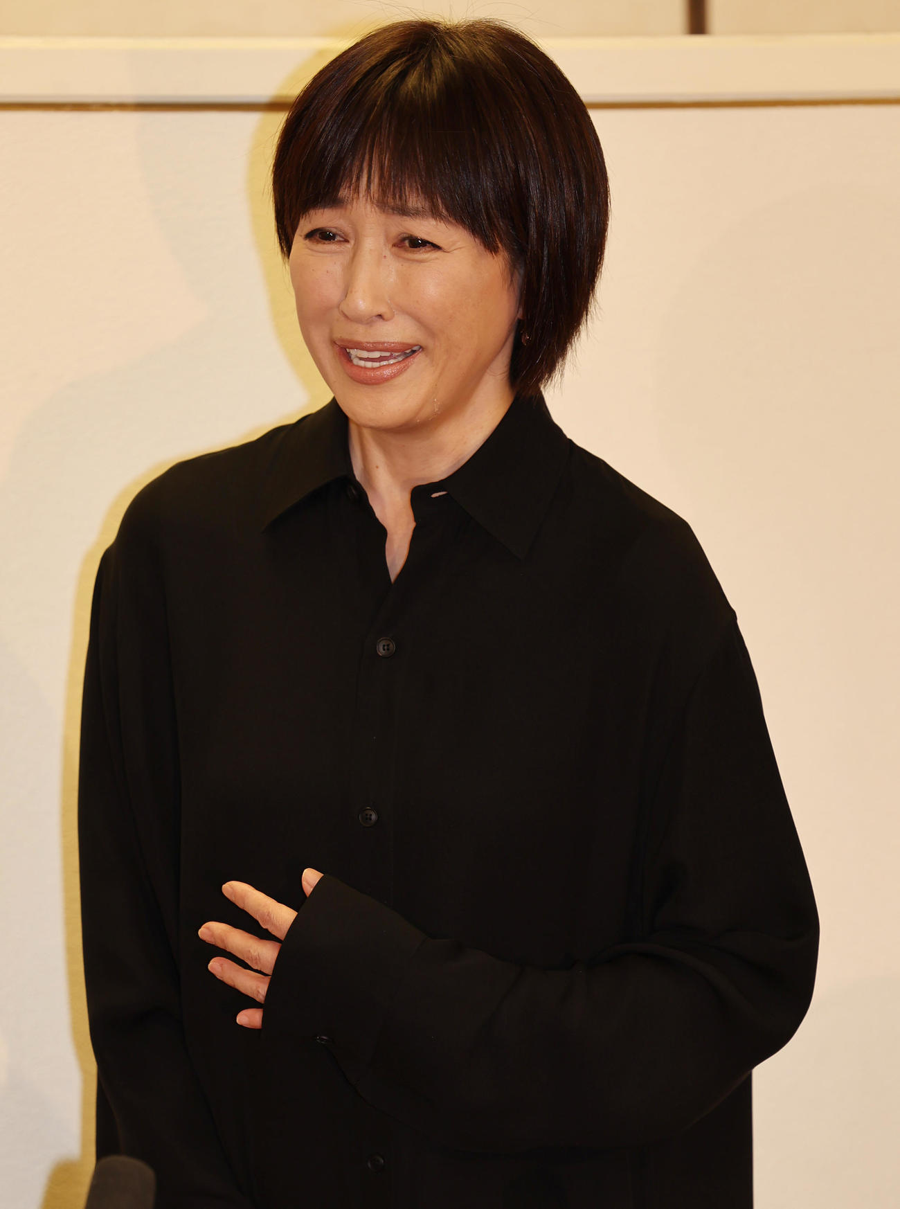 「西郷輝彦さんを偲ぶ会」に出席し思い出を語る高島礼子（撮影・野上伸悟）