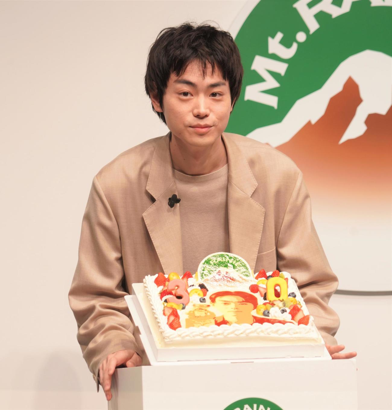 森永乳業のチルドコーヒーブランド「マウントレーニア」30周年発表会に出席した菅田将暉（撮影・佐藤成）