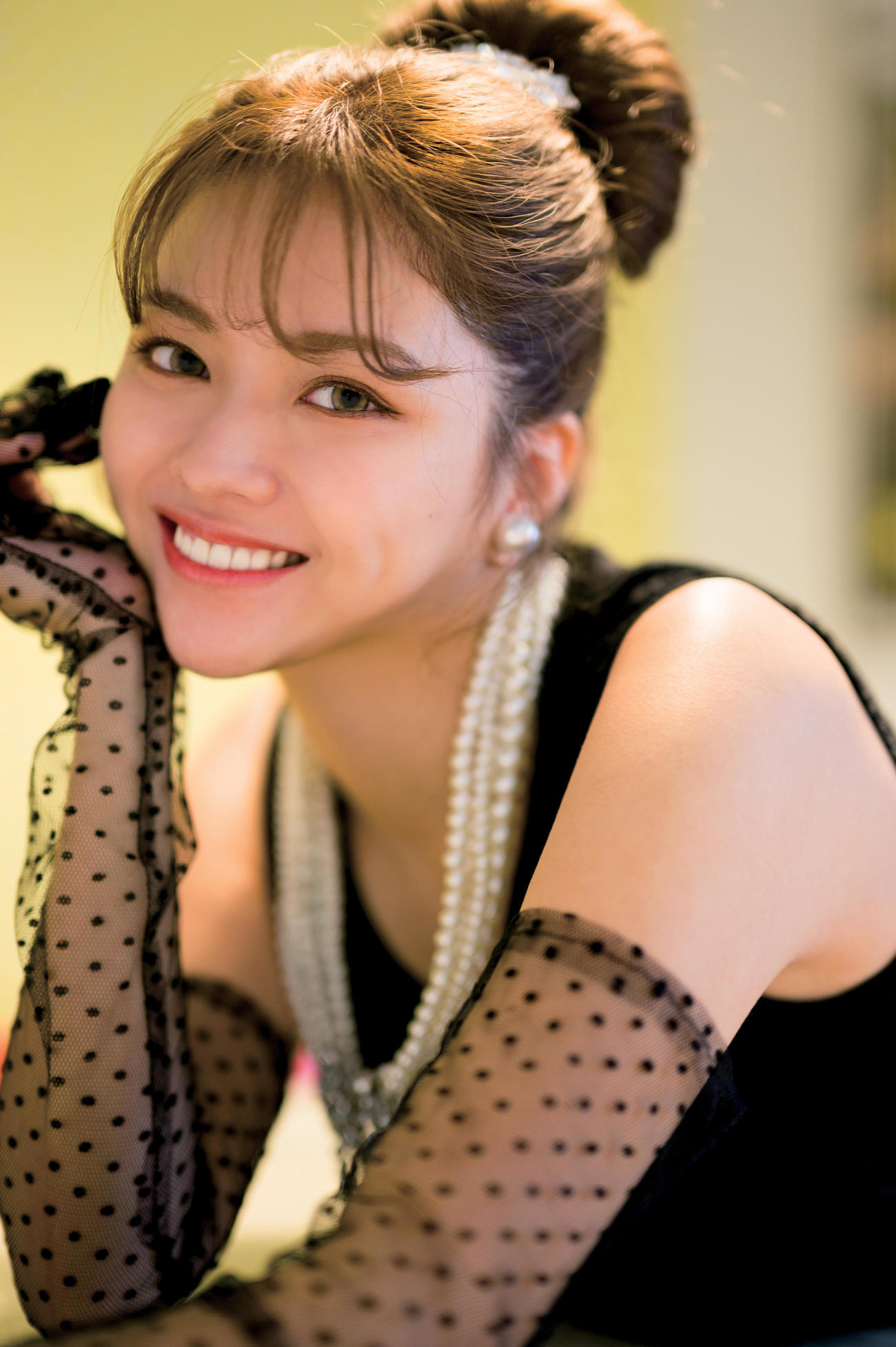 初の写真集「おとなちょ。」を発売したなちょすこと徳本夏恵(C)Hidekazu Maiyama (C)Futabasha Publishers Ltd.2023
