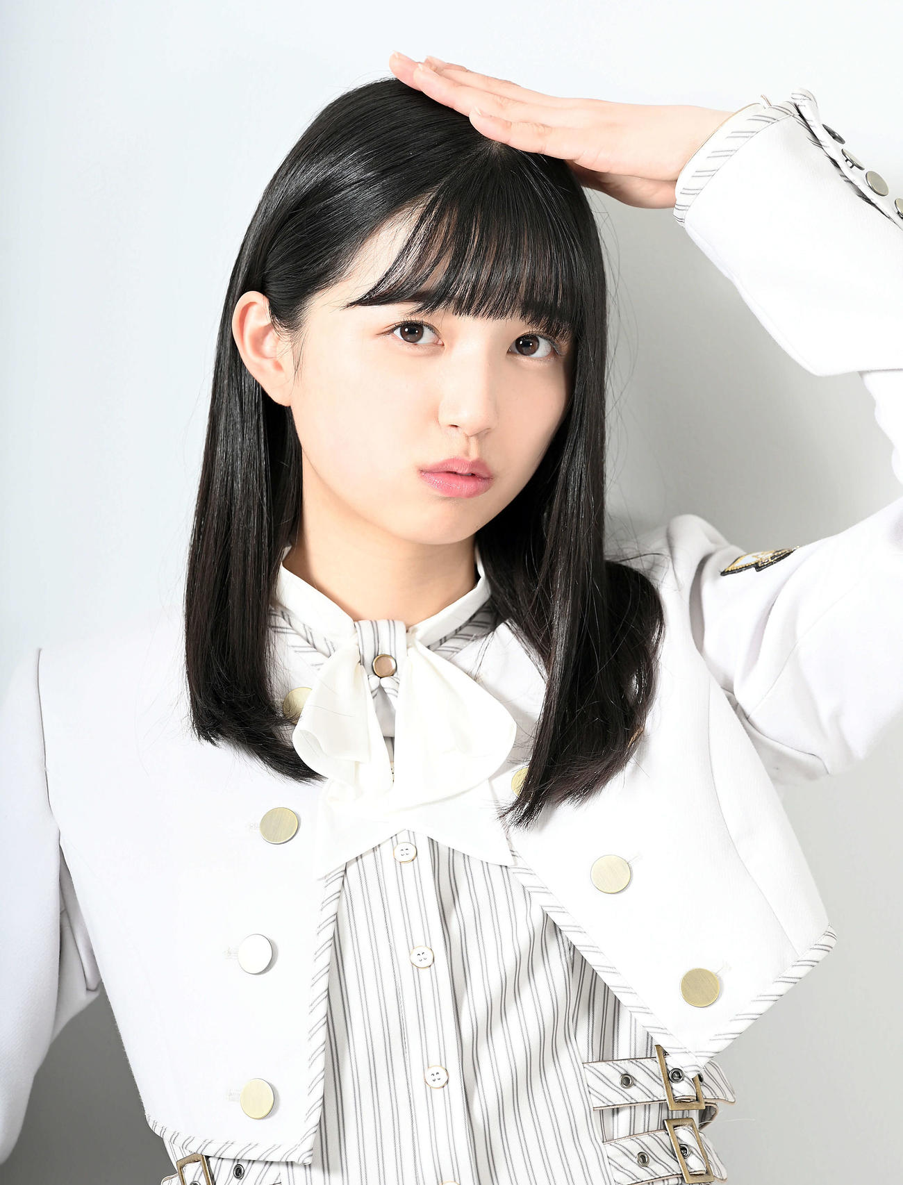 乃木坂46加入1周年を迎え、キュートな笑顔でポーズを決める五百城茉央（撮影・たえ見朱実）