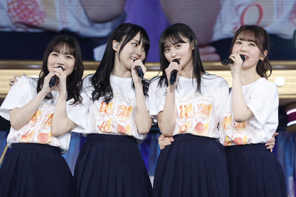 単独コンサートを開催した乃木坂46の4期生。左から田村真佑、賀喜遥香、遠藤さくら、筒井あやめ