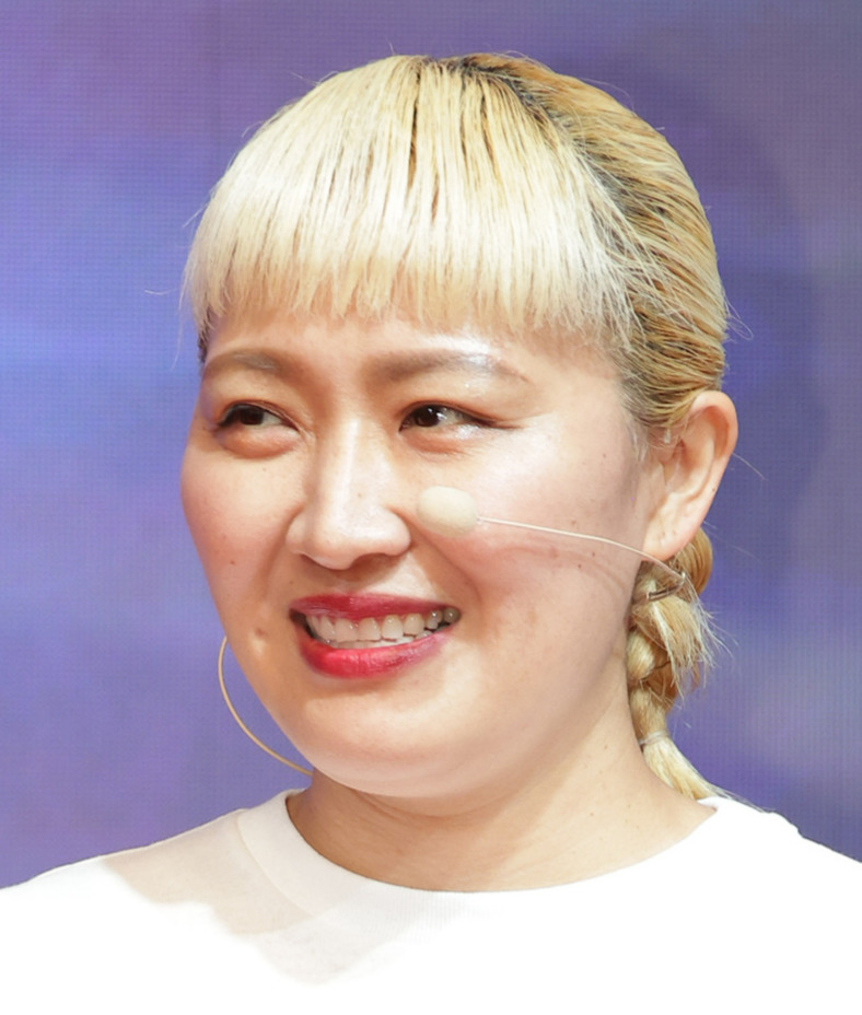 丸山桂里奈（2021年8月撮影）
