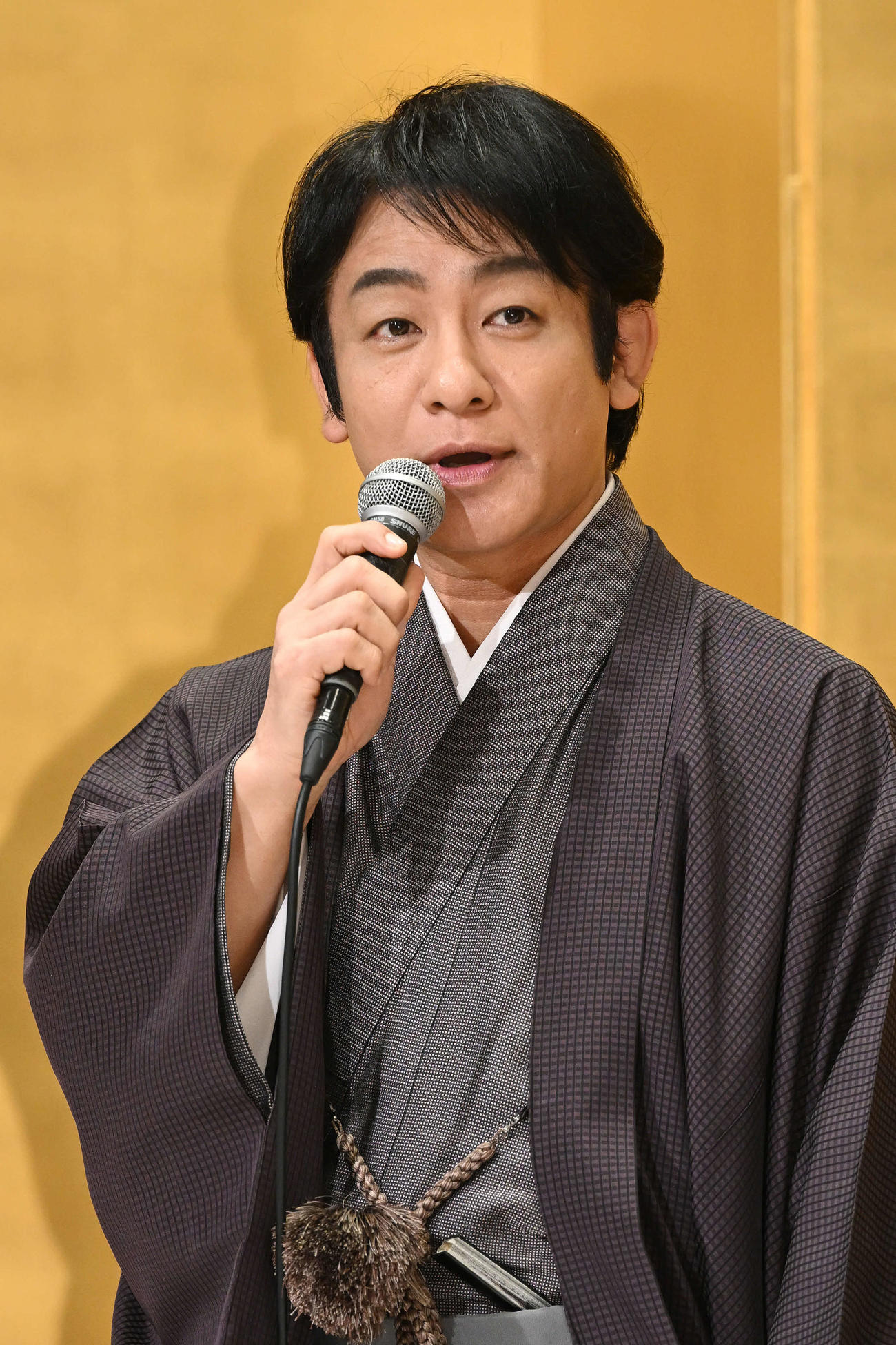 合同取材会であいさつする片岡愛之助（撮影・滝沢徹郎）