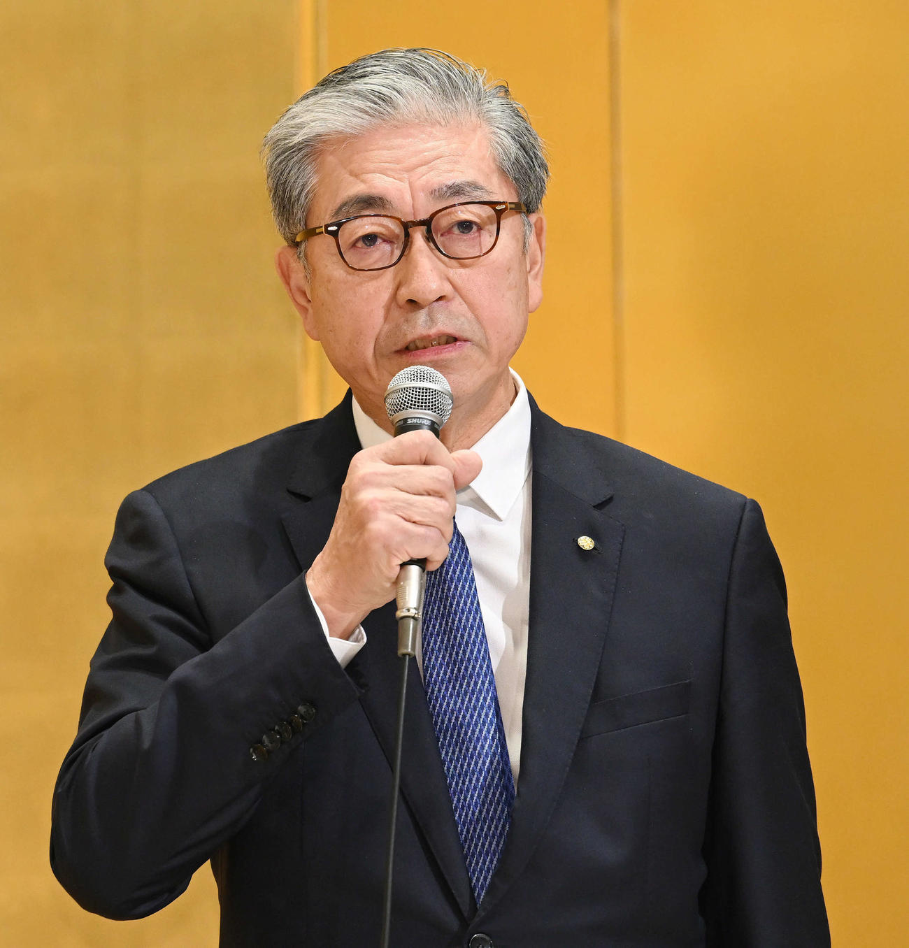 合同取材会であいさつする株式会社明治座代表取締役社長三田芳裕氏（撮影・滝沢徹郎）
